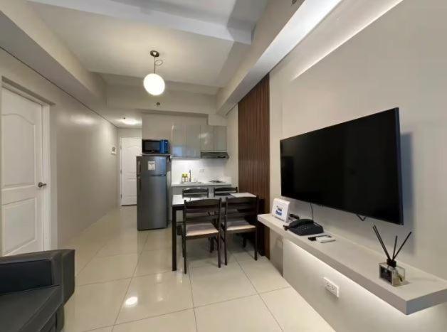 Amora Suites At The Beacon Makati Manilla Buitenkant foto